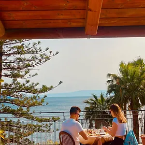 Baia Delle Sirene Таормина