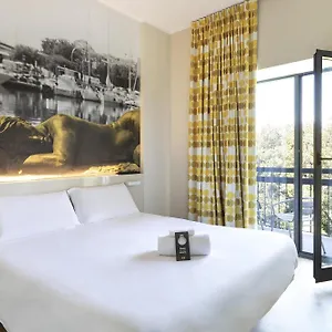 *** Hotel B&B Hotel Savona Itália